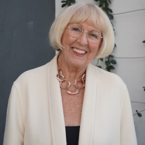 Meet your Posher, Linda - Picture 1 of 1